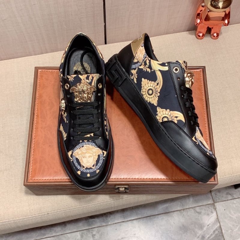 Givenchy Sneakers